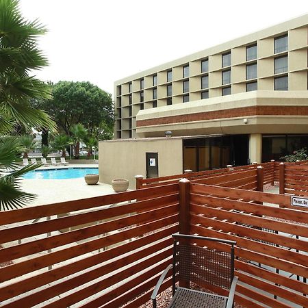 Marriott El Paso Hotel Exterior photo