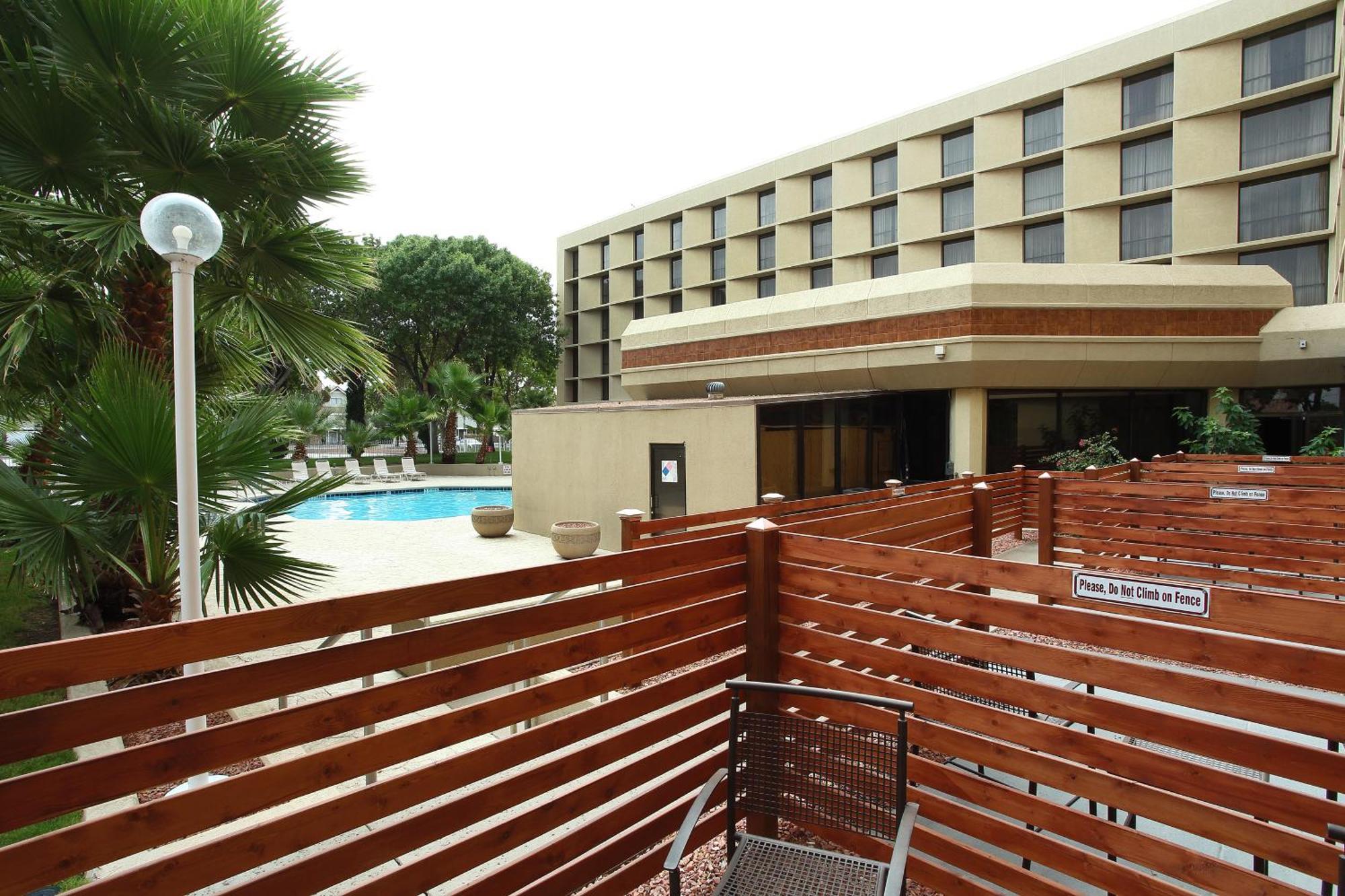 Marriott El Paso Hotel Exterior photo